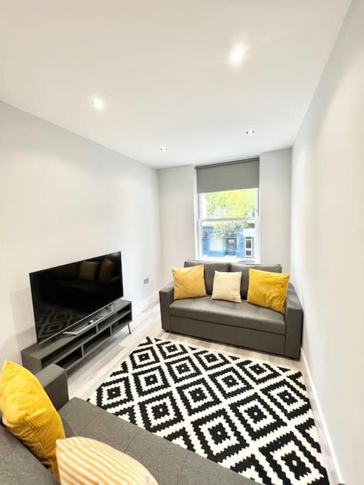 Wow Abbey Road Apartment - Sleeps Up To 8 London Eksteriør billede
